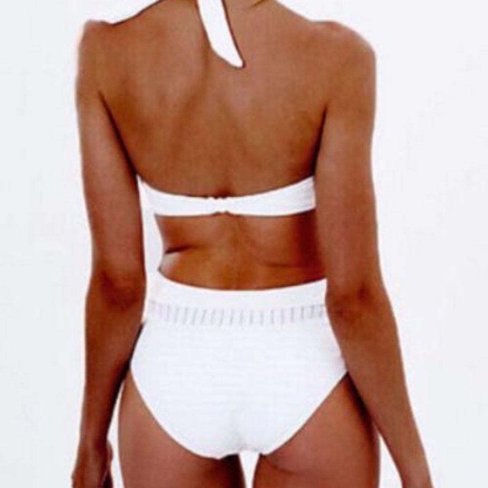 Swimsuit - Picture 5 of 5